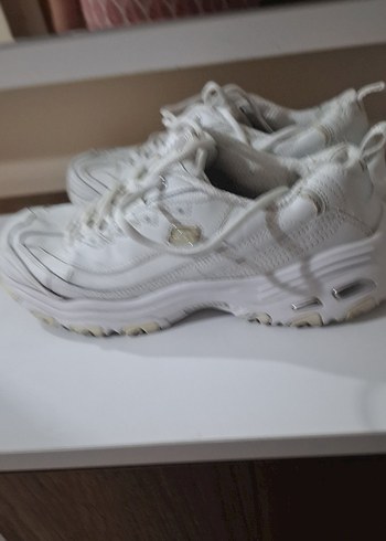 Beyaz Bağcıklı Kadın Spor Ayakkabı - Görsel 3