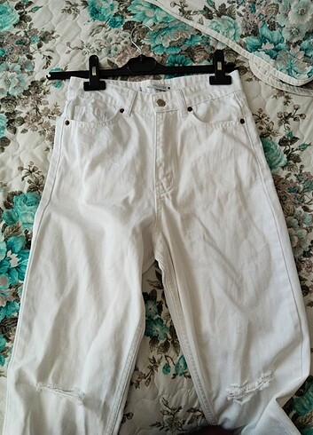 26 Beden beyaz Renk Zara beyaz jean