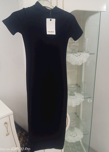 xs Beden pull&bear elbise