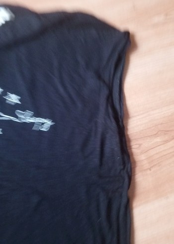 Siyah Nakışlı Pamuklu  Tişört - Görsel 3