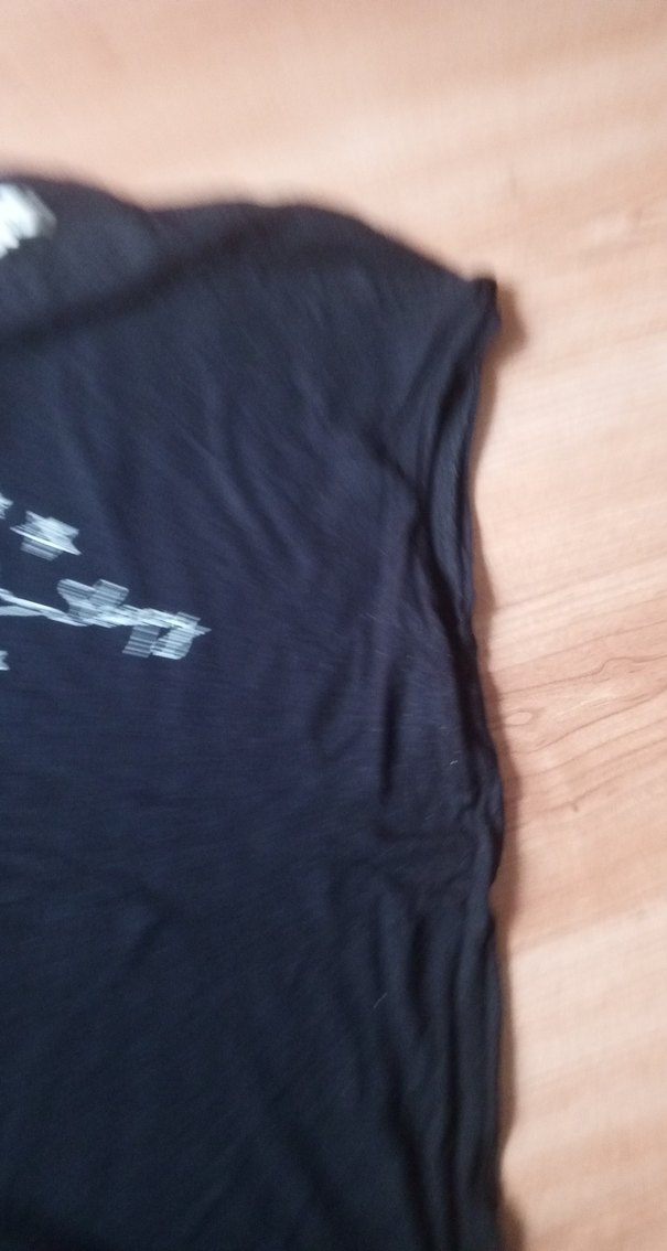 Siyah Nakışlı Pamuklu  Tişört - Görsel 3