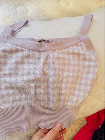 Lila crop