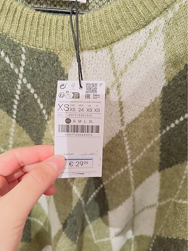xs Beden yeşil Renk Stradivarius marka kazak