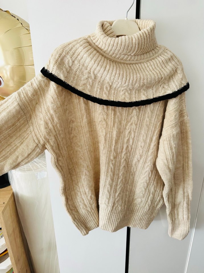 Krem Yüksek Yakalı Örgü Kadın Kazak - Görsel 2