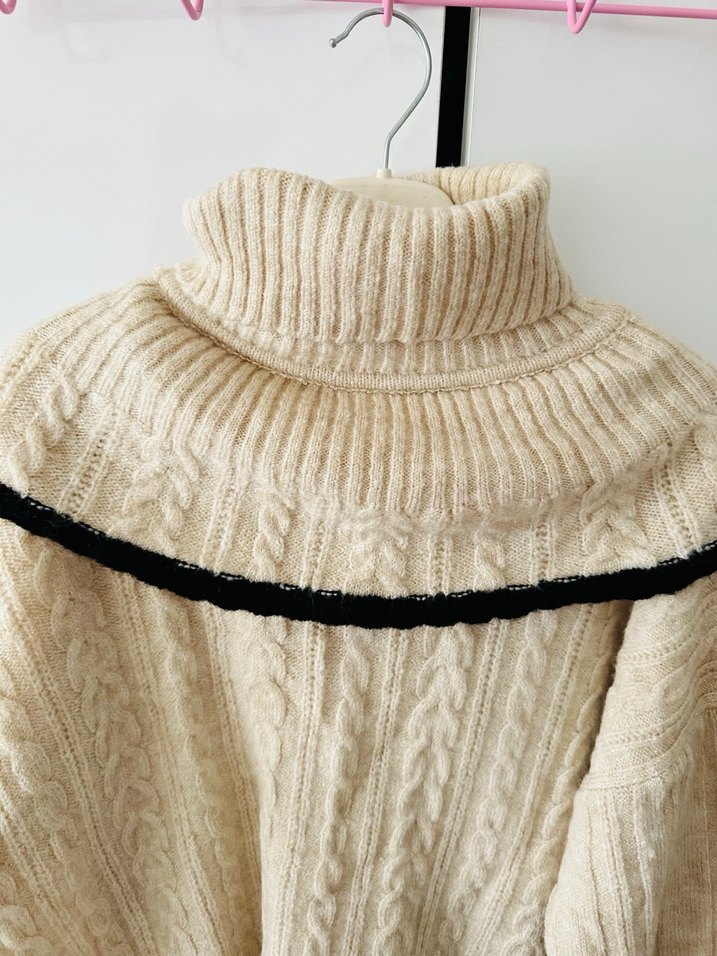Krem Yüksek Yakalı Örgü Kadın Kazak - Görsel 3