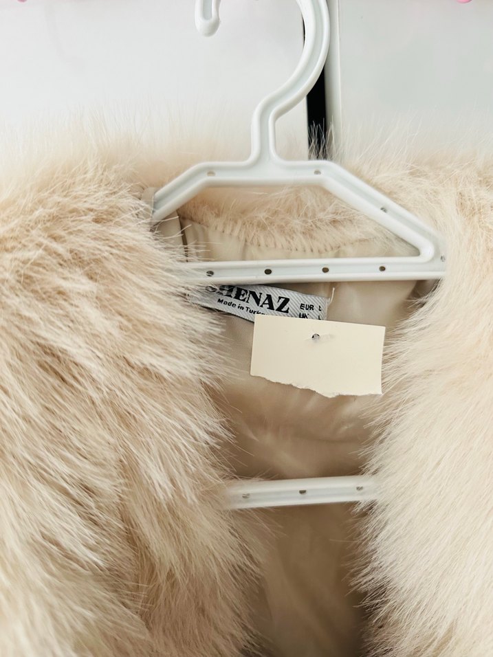 Bej Kadın  Kürk - Görsel 2