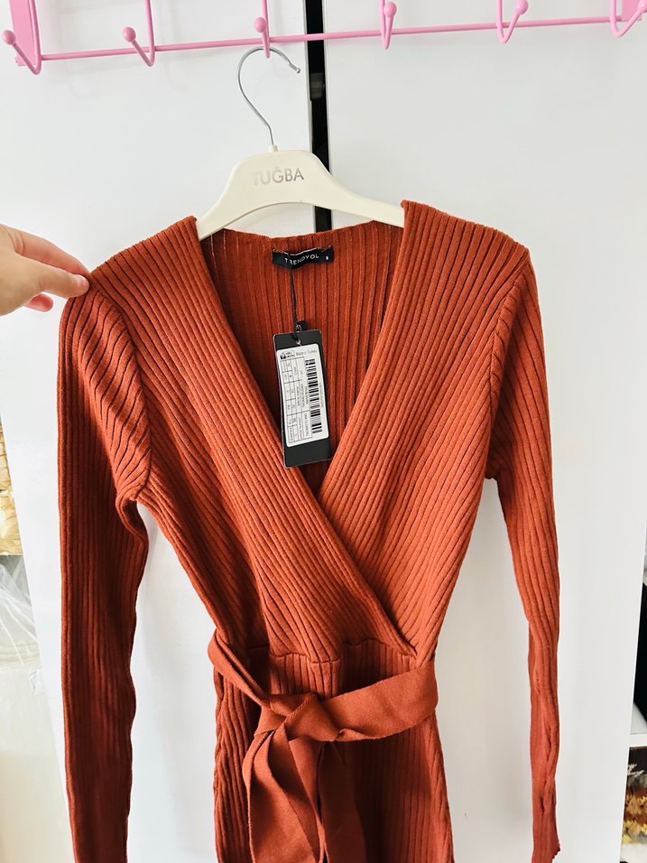 Taba V Yaka midi Triko Elbise - Görsel 5