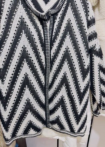 Siyah - krem  Zebra Desenli Kadın Triko Hırka - Görsel 3