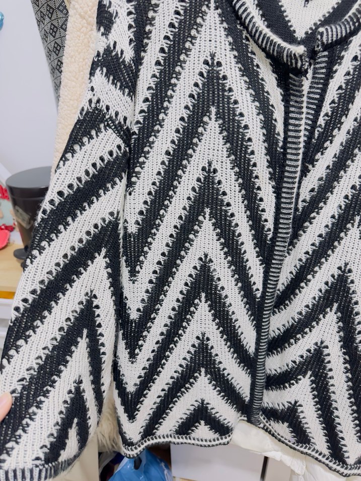 Siyah - krem  Zebra Desenli Kadın Triko Hırka - Görsel 2