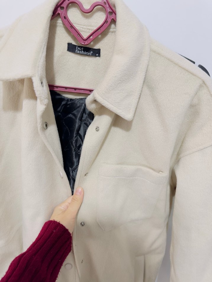 Düğmeli krem Kadın mont - Görsel 5