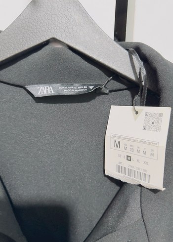 Siyah Düğmeli mini kol detaylı Kadın Elbise - Görsel 7