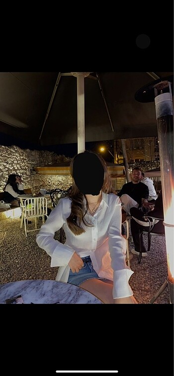 Bershka bele oturan gömlek