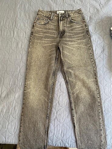 Zara Mom Jean