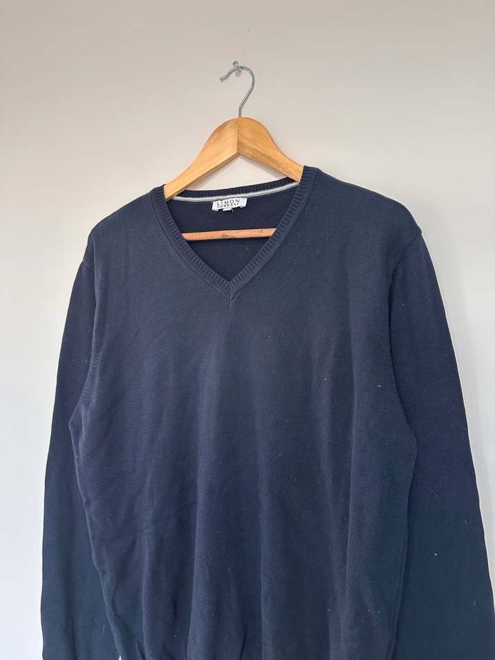 Siyah V Yaka Erkek Yün Kazak - Görsel 2