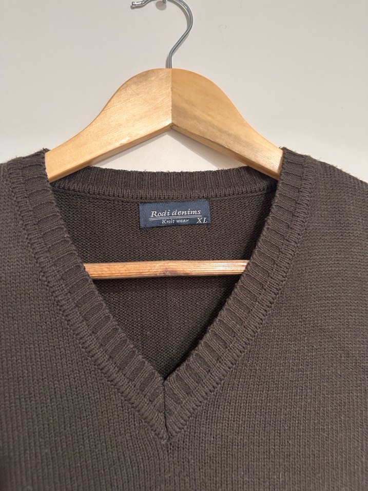 Erkek Kahverengi V Yaka Örme Süveter - Görsel 4