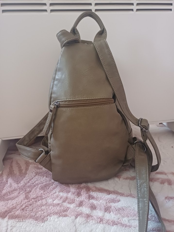 Bej Deri Kadın Sırt Çantası - Görsel 4