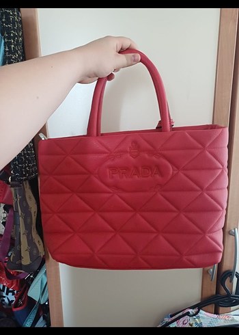 Prada Kırmızı Deri Kadın Çanta Fermuarlı - Görsel 2