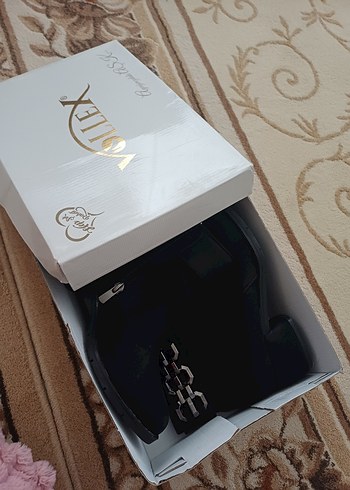 Siyah Süet Tokalı Kadın Topuklu Bot - Görsel 7