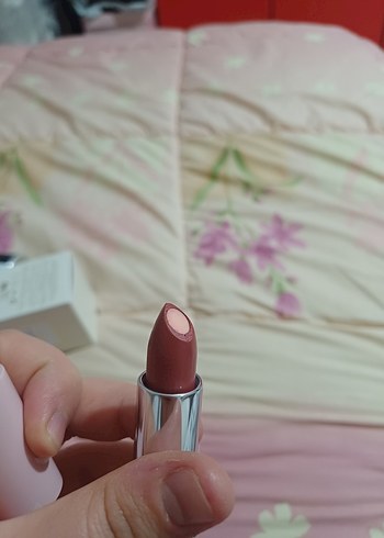 Avon Hydramatic Shine Ruj - Görsel 7