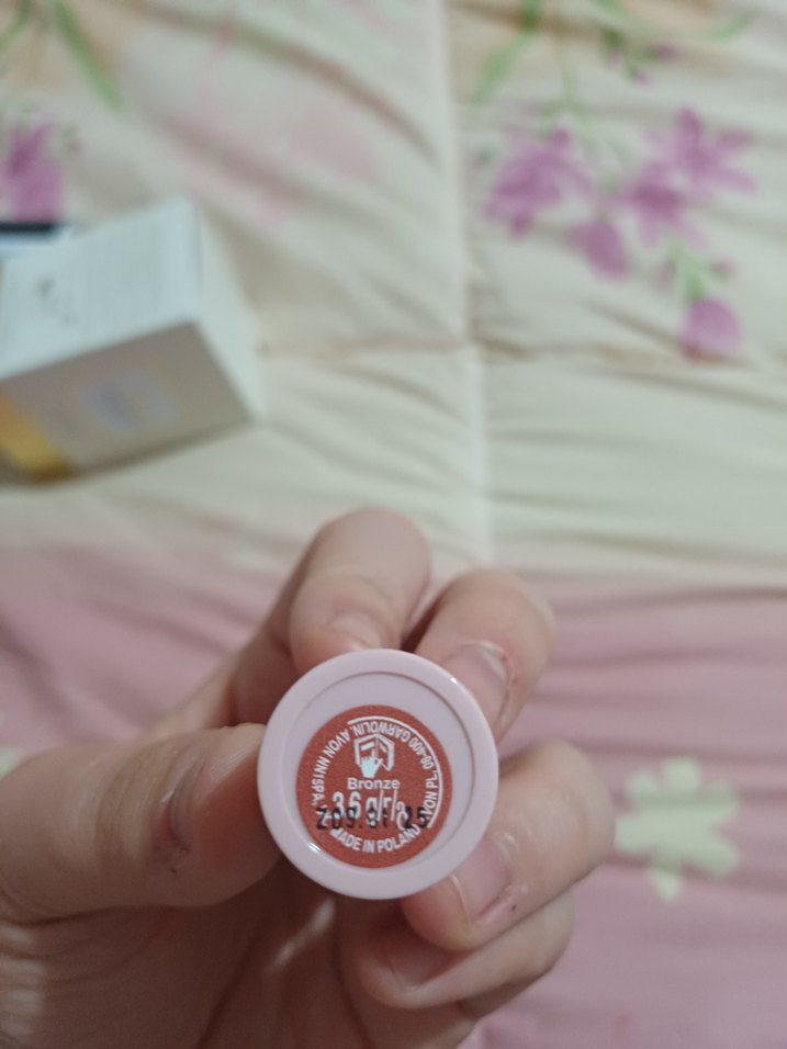 Avon Hydramatic Shine Ruj - Görsel 4