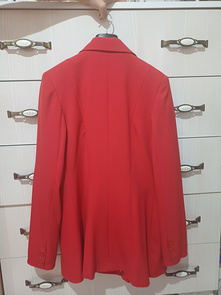 Kadın Kırmızı Düğmeli Klasik Blazer - Görsel 2