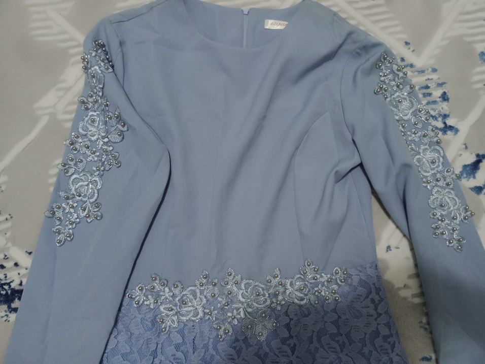 Mavi Dantel Detaylı Uzun Kollu Abiye Elbise - Görsel 3