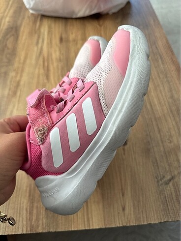30 Beden Adidas çocuk spor ayakkabı