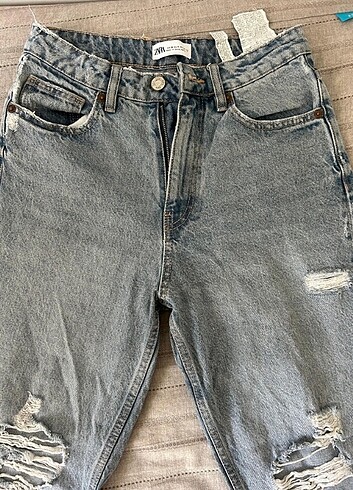 36 Beden mavi Renk Zara mom Jean 