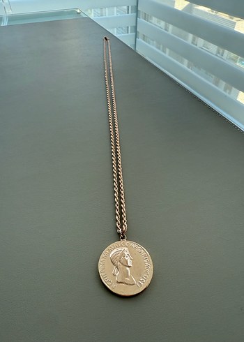 Rose Gold Renk Zincir Detaylı Kolye