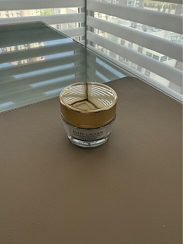 Estée Lauder Krem Kabı