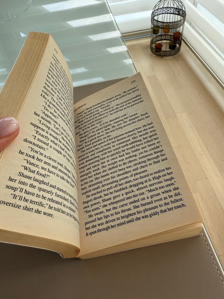 First Impressions - Kitap - Görsel 3