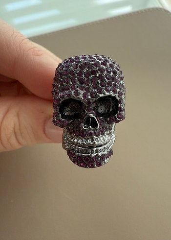 Kuru Kafalı Yüzük - Görsel 2