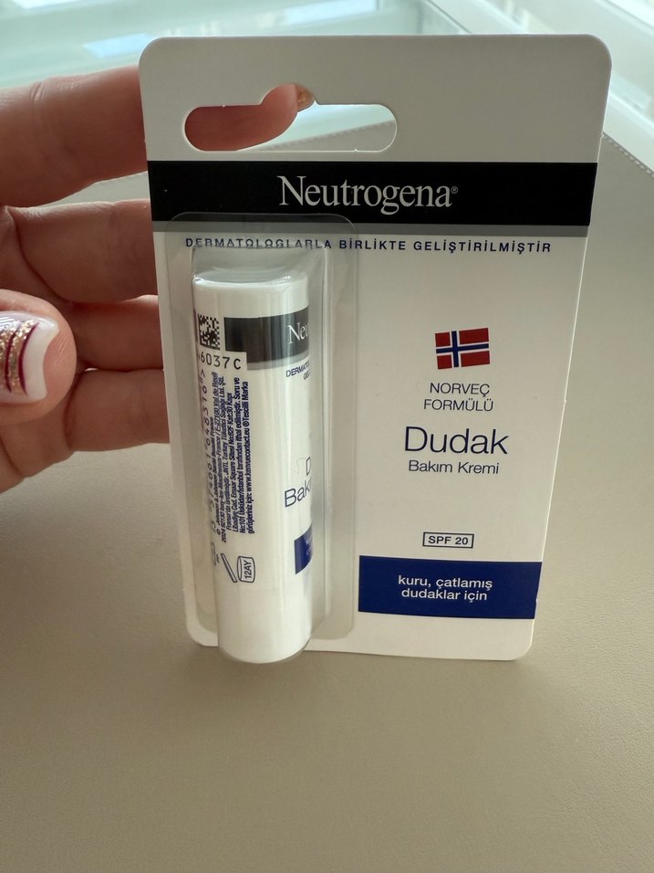 Neutrogena Dudak Bakım Kremi (SPF 20) - Görsel 4