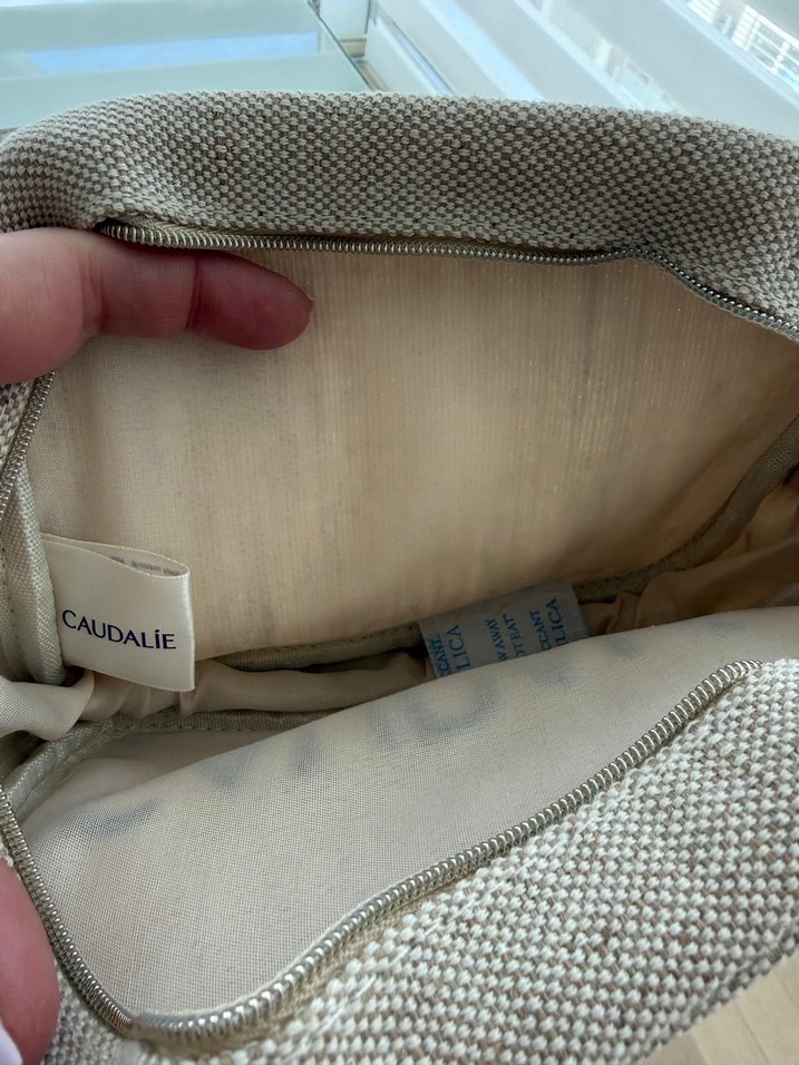 Caudalie Makyaj Çantası - Görsel 3