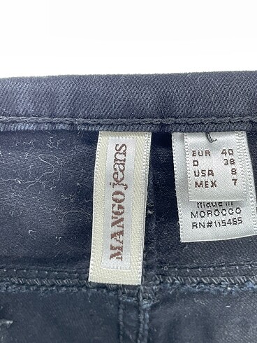 40 Beden siyah Renk Mango Jean / Kot %70 İndirimli.