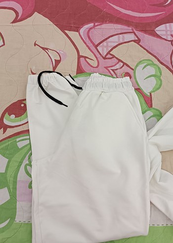 Beyaz Baskılı Fermuarlı Tişört takım - Görsel 4