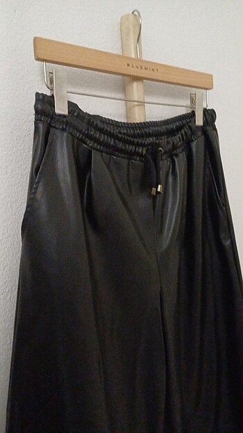 44 Beden Deri Tarzı Midi Pantalon