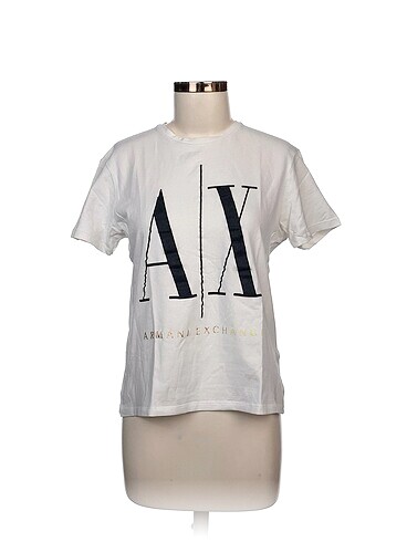 Armani Exchange T-shirt %70 İndirimli.