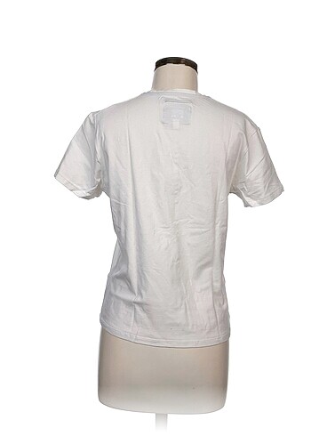 m Beden Armani Exchange T-shirt %70 İndirimli.