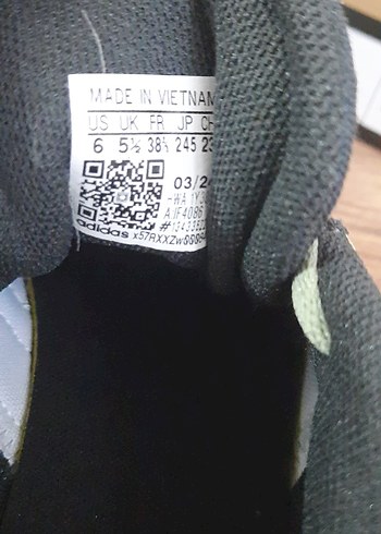 ADIDAS COURT 38.5 SIF8R KUTULU ORJINAL - Görsel 2