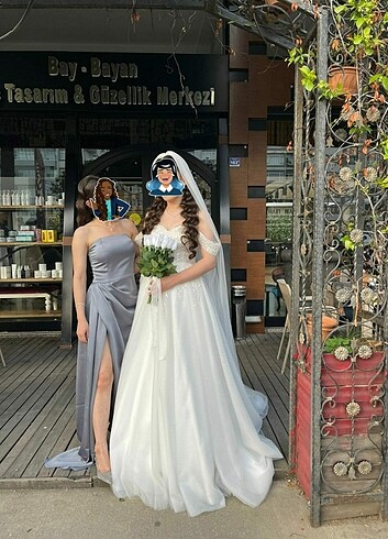 34 Beden Betty& Sam elbisesidir.