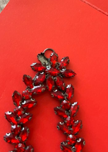 Kırmızı Payetli Kadın Vücut Zinciri - Görsel 6