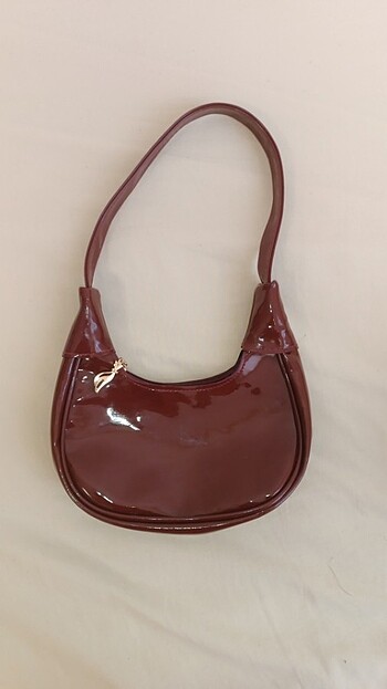 Bordo rugan old money çanta