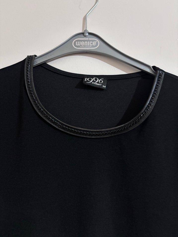 Siyah Kısa Kollu Tişört - Görsel 2