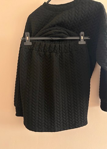 Kadın Siyah Örgü Desenli Kısa Sweatshirt etek takım - Görsel 3