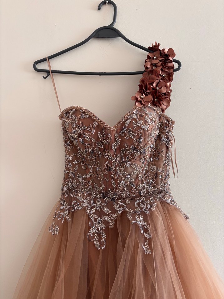 Bej Uzun kabarık Abiye Elbise - Görsel 2