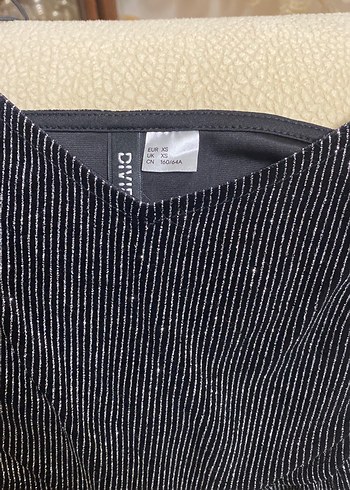 Kadın siyah Parlak Kısa Tulum - Görsel 2