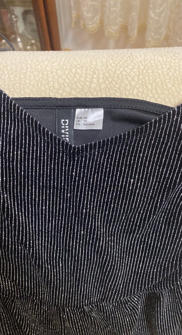 Kadın siyah Parlak Kısa Tulum - Görsel 2