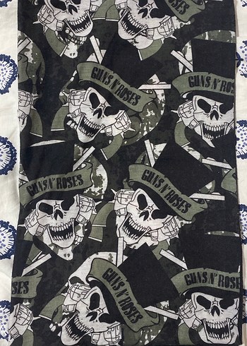 Siyah Guns N' Roses - Görsel 2