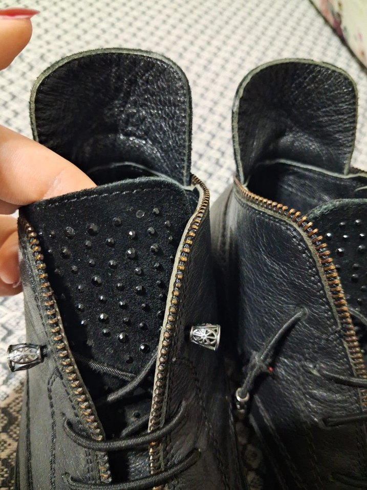 Kadın Siyah Deri Gotik Tokalı Bot - Görsel 4